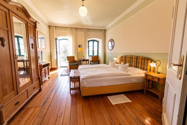 Hotel Gutshaus Mecklenburgische Seenplatte Müritz Solzow